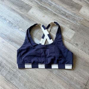 Lululemon sport bra 10